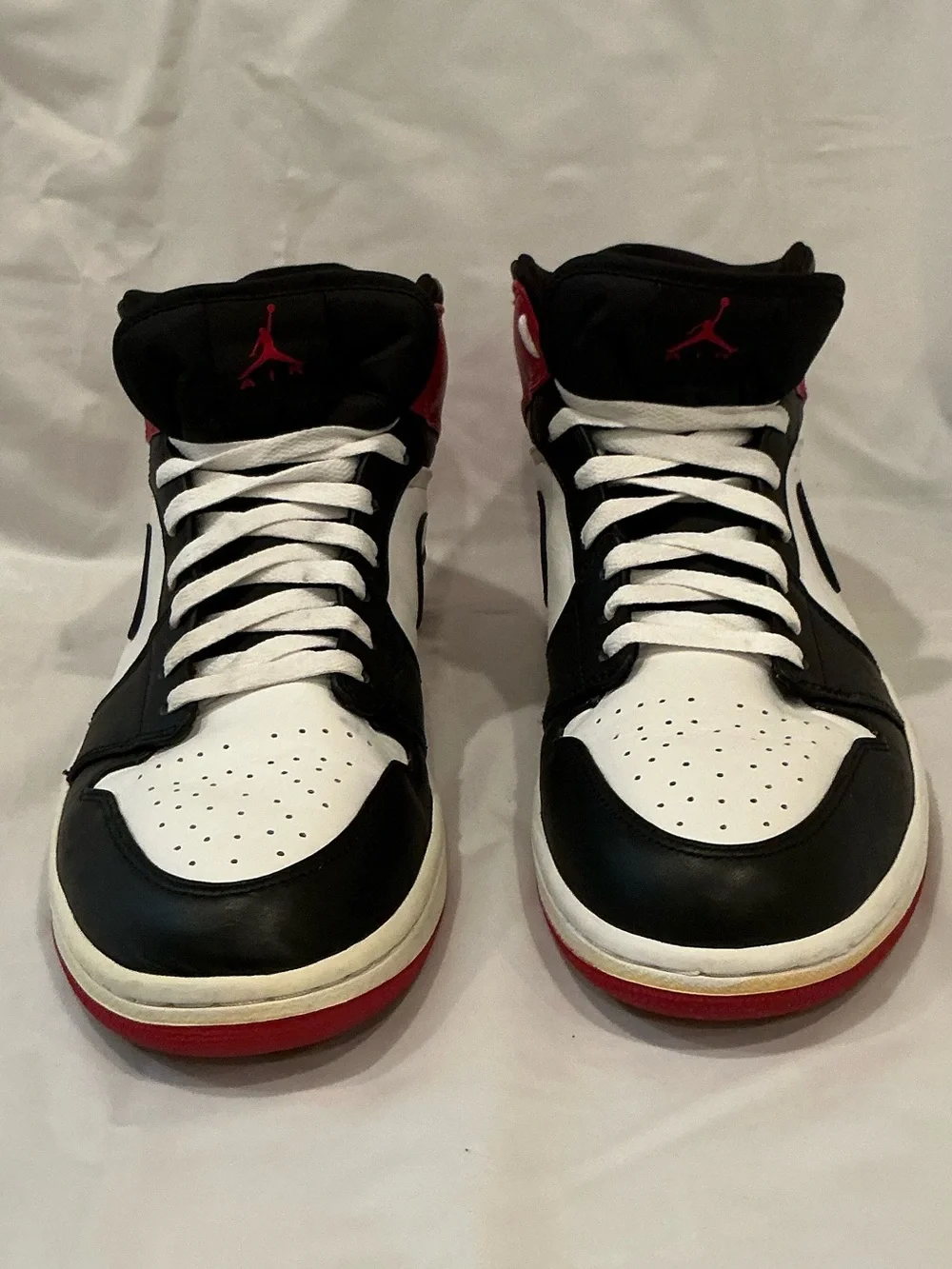 Jordan Men Black White Red High-Top Sneakers